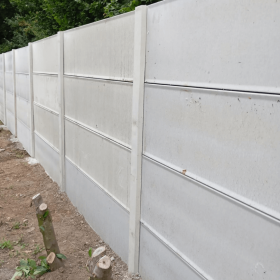 Poteau béton intermédiaire